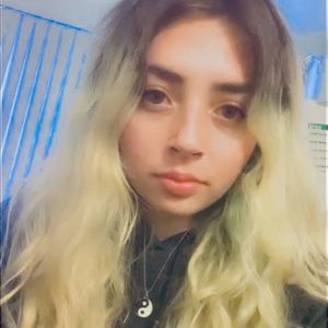 Meet your Posher, Shaylaray